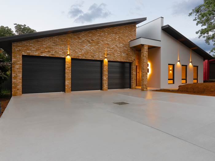 Concrete driveway installation in Milwaukee